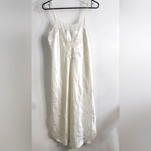 Vintage Etonne' silky gown